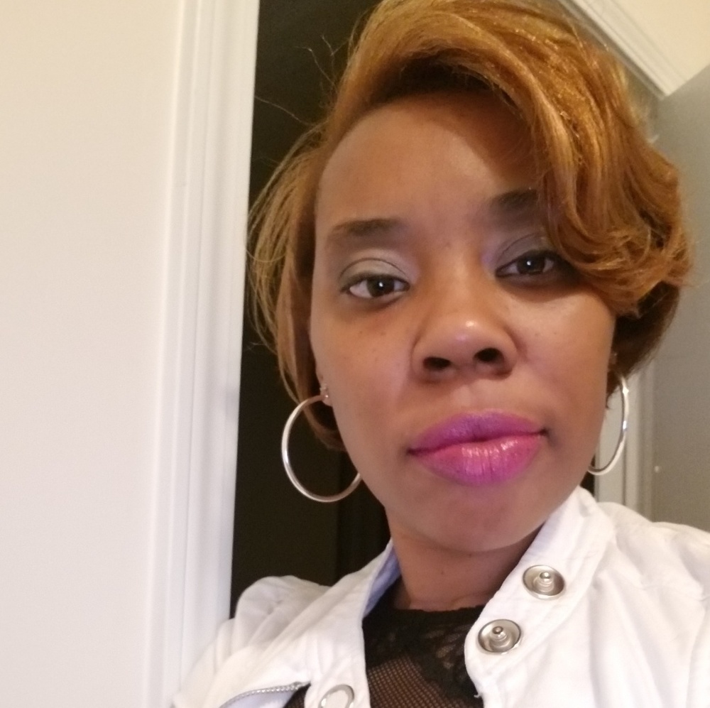Meet your Posher, bbj